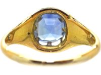 Victorian 18ct Gold Ring set with a Sapphire
