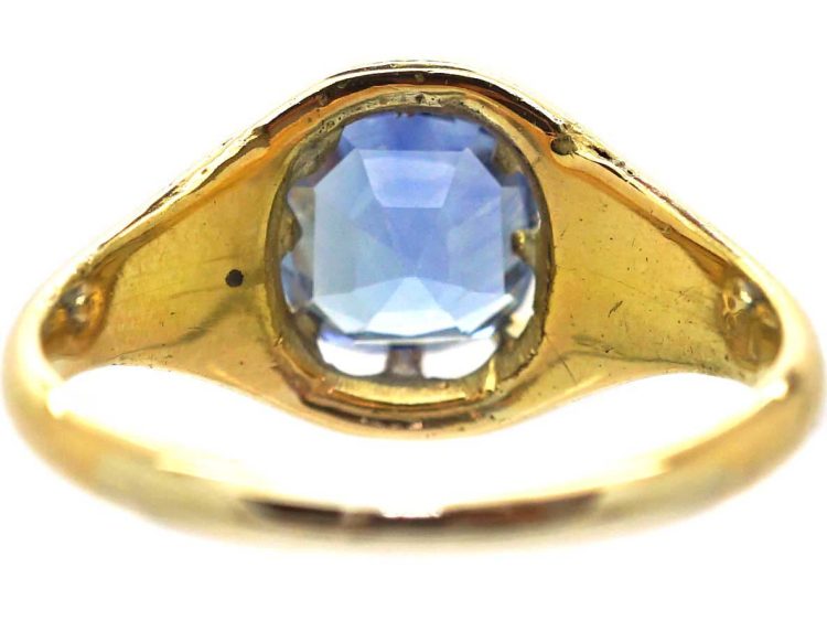Victorian 18ct Gold Ring set with a Sapphire