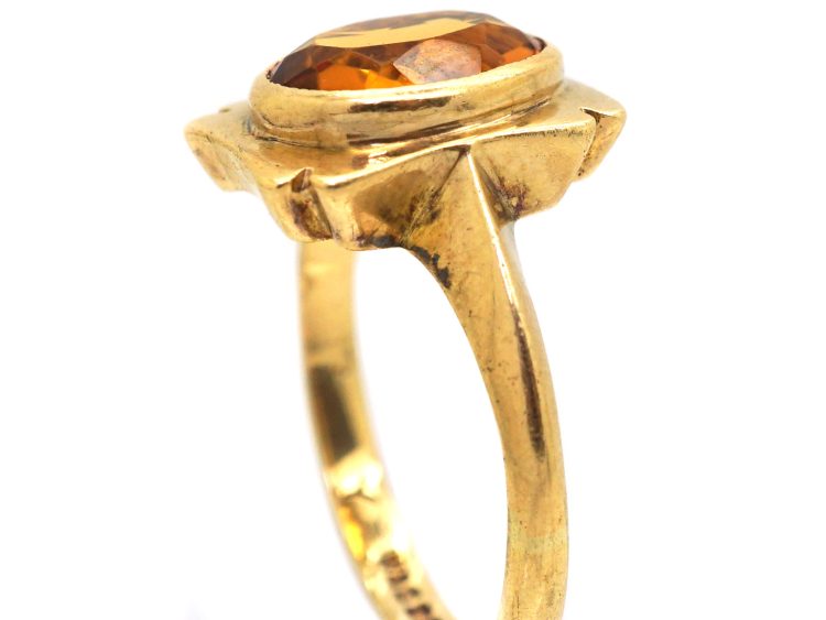 Vintage 9ct Gold Ring set with an Oval Cut Madeira Citrine
