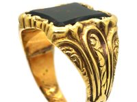 Victorian 18ct Gold Signet Ring set with a Bloodstone