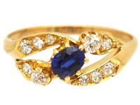 Edwardian 18ct Gold Ring set with a Sapphire with Diamond Shoulders