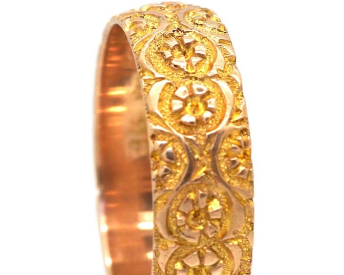 Edwardian 9ct Gold Wedding Ring with Orange Blossom motif