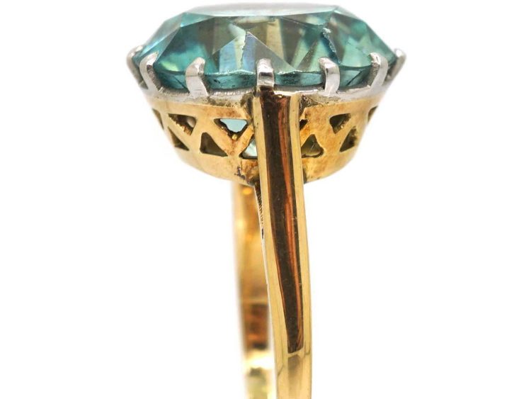 Art Deco 18ct Gold & Platinum Ring set with a Large Blue Zircon