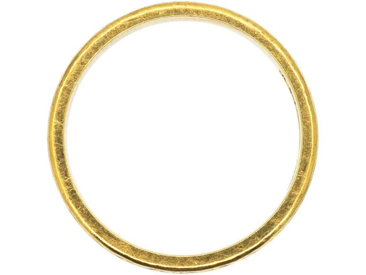 18ct Gold Wedding Ring with Incised Motif Assayed in 1977