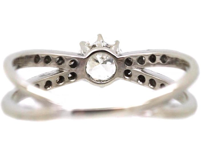 Art Deco 18ct White Gold & Platinum Diamond Solitaire Ring with Flared Shoulders