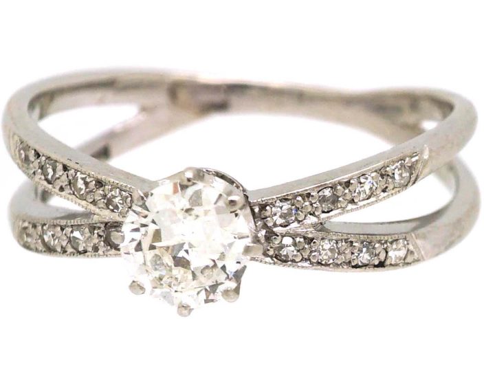 Art Deco 18ct White Gold & Platinum Diamond Solitaire Ring with Flared Shoulders
