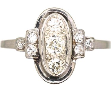 Art Deco Platinum Oval Ring set with Diamonds