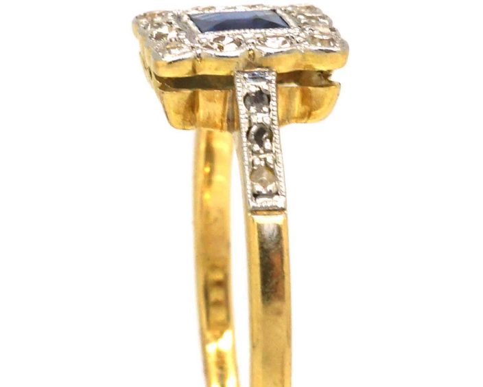 Art Deco 18ct Gold & Platinum Square Ring set with a Sapphire & Diamonds