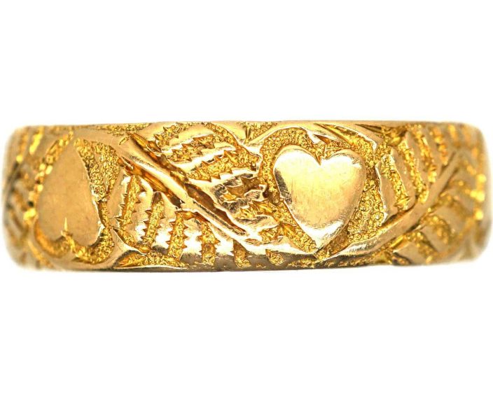 Victorian 18ct Gold Wedding Ring Engraved with Hearts & Ferns