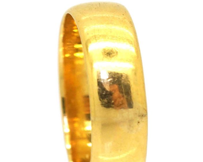 22ct Wide Gold Wedding Ring Assayed in 1917