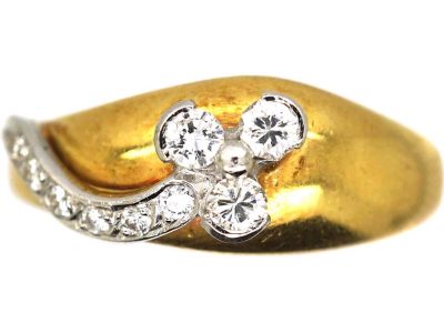 Vintage 18ct Gold Ring with Diamond set Three Leaf Clover