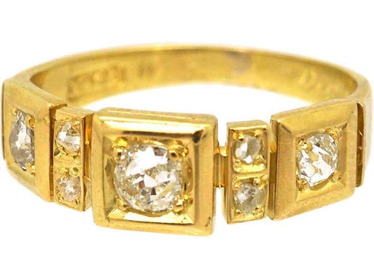 Victorian 18ct Gold Ring set with Three Old Mine Cut Diamonds & Rose Diamonds In Between