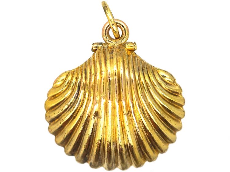 Regency 15ct Gold Scallop Shell Locket