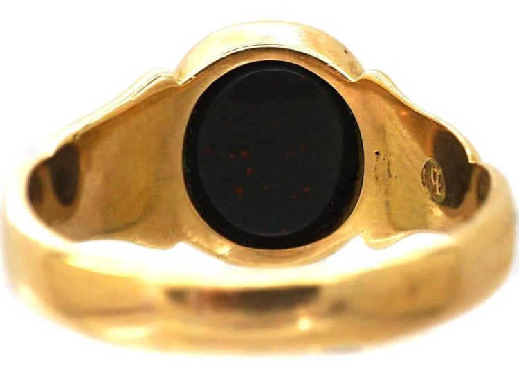 Victorian 18ct Gold Signet Ring set with a Bloodstone