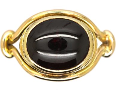 Victorian 15ct Gold Ring set with a Cabochon Garnet