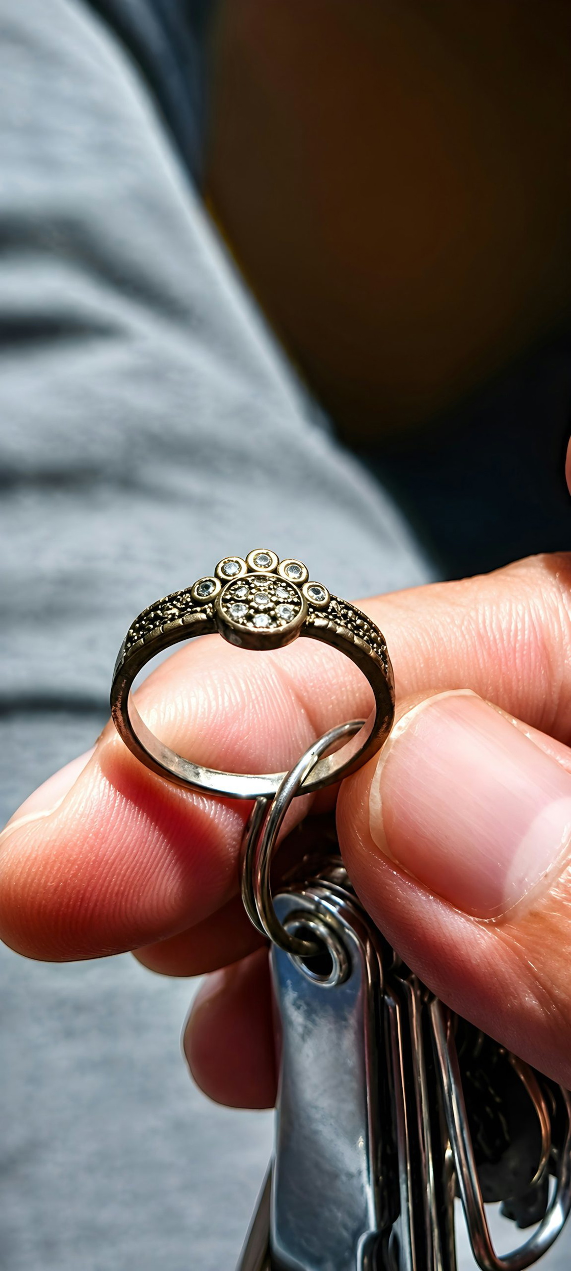 Checking an antique diamond cluster ring