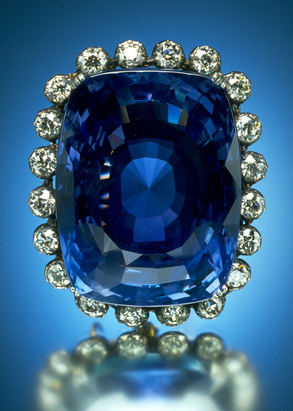 The Logan Sapphire, Smithsonian Institution