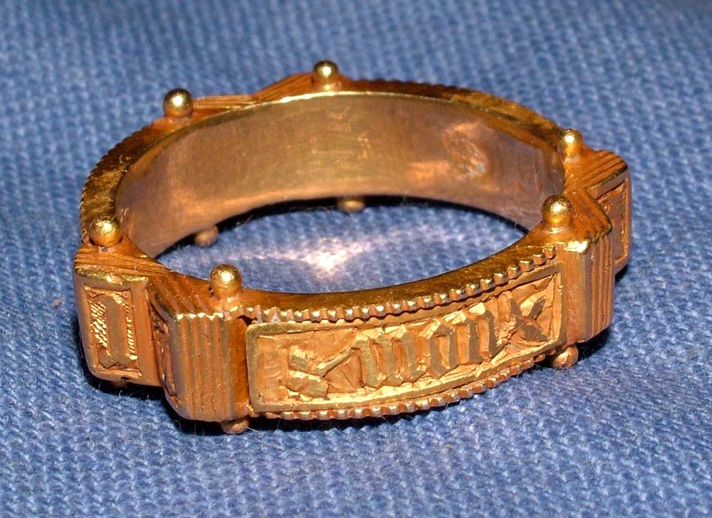 Medieval gold posy ring found in England